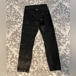 Lululemon Align High-Rise 23” Black Shine, size 6